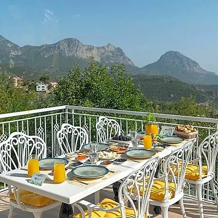Apa Mountain 5*
