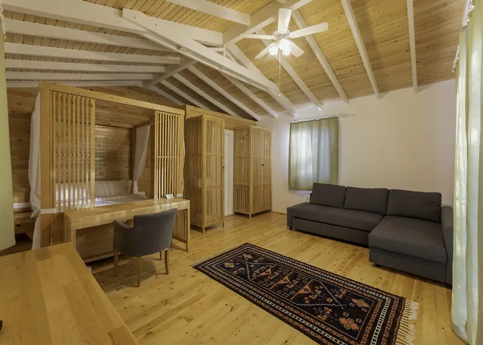 Apa Mountain מלון 5*